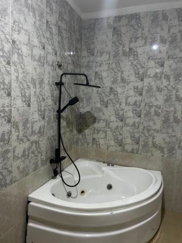 John Masarr Apartments in 畢吉婁