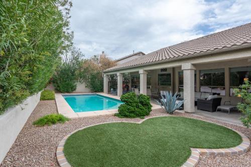 Pristine Rancho Vistoso Estate