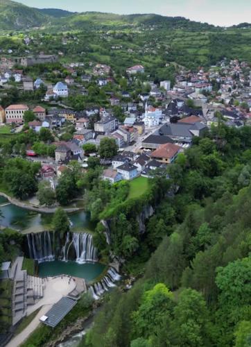 Dinn, Jajce (zdjęcie 3)