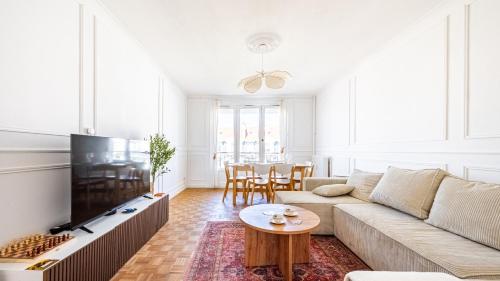 Loft lumineux avec Netflix & parking privé, proche centre Dijon - Location saisonnière - Dijon