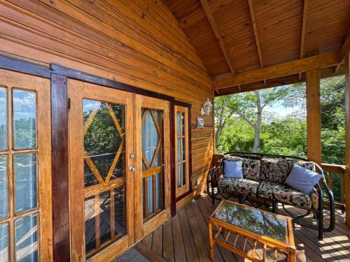 Erkély/terasz, Guava Grove Resort & Villas in West End