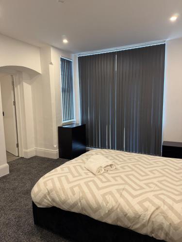 1 Bed Flat - Sleeps 2 - Parking - Wifi, Luton