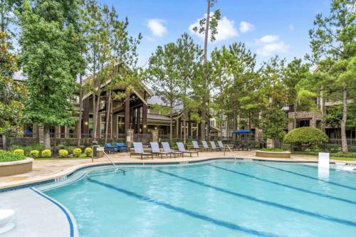 Resort Style Apartment/Home - The Woodlands - image 7