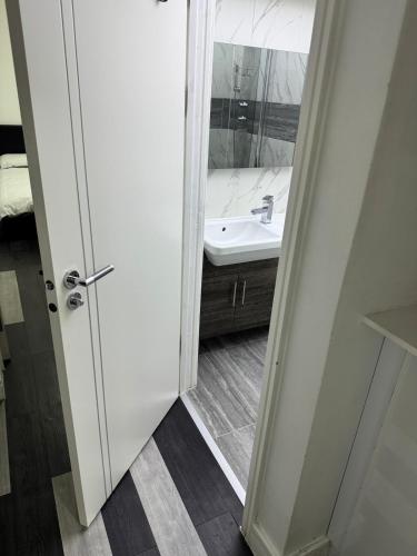 One bed flat, Нортгемптон (фото 7)