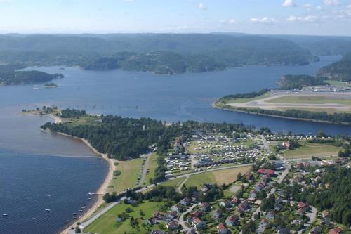 New and bright studio near Kristiansand Zoo and Kjevik airport in Kristiansand