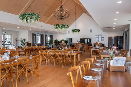 Tatum in มานากาอู