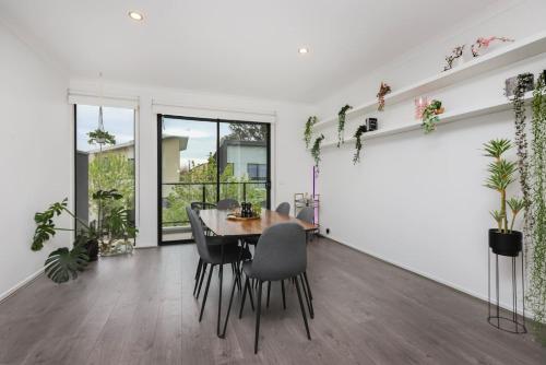 Létesítmények, 3BR Family Home - Urban West Footscray Haven in West Footscray