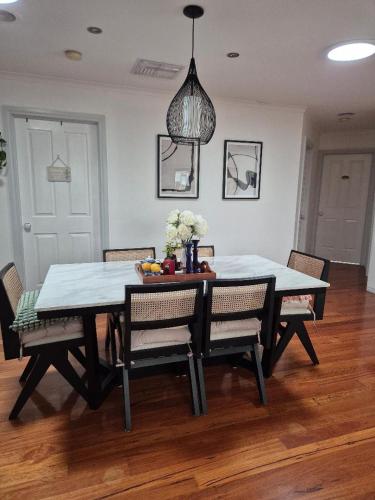 المرافق, Venus Place 1 in Hillside