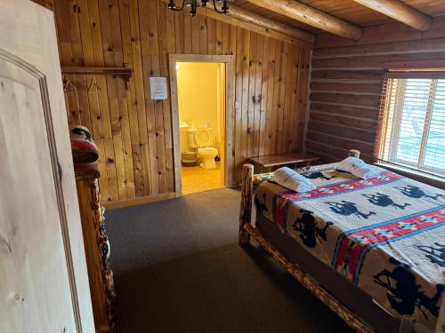 Suite with Mountain View