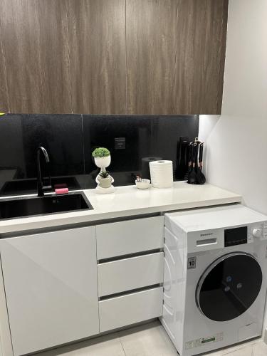LUXE - Luxury Studio - Modern and Cozy - image 11