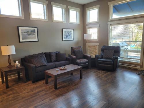 Sooke Harbour Penthouse in Sooke (BC)