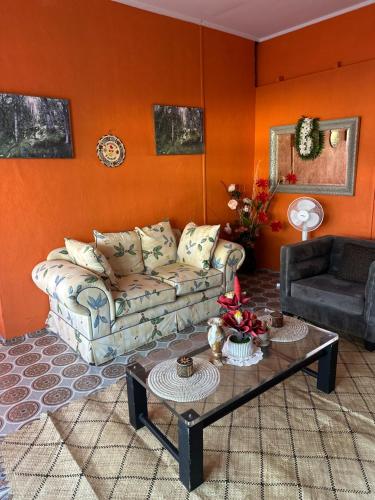 SweetBOSS Guesthouse in Ha‘alalo