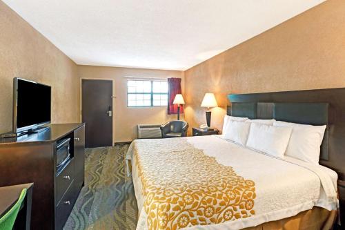 Days Inn by Wyndham Cherokee Near Casino, Cherokee (photo 5)