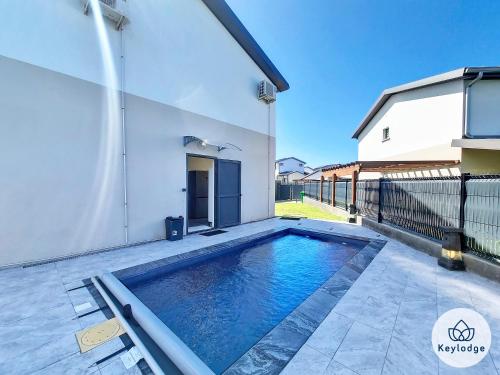 Villa Clokassya - 60m2 avec piscine - Saint-Pierre - Location, gîte - Saint-Pierre