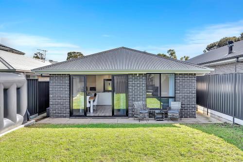 A szálláshely kívülről, East Haven Creek in Salisbury