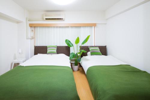 Room 33, Shinjuku Nagisa
