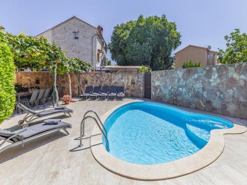 Villa in Peroj with Pool near Beach, Peroj (Foto 10)