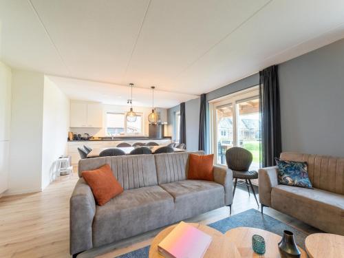 Beach Bliss romantic Retreat in Tholen