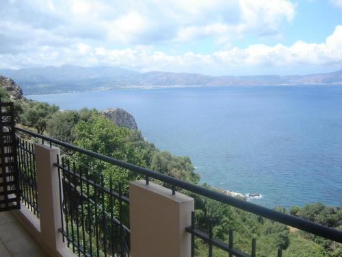 Seaview Studio in beautiful setting, west from Chania Room Type - Two-Bedroom Apartment