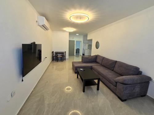 GK Apartments Urban Comfort Balfour in Bat Yam