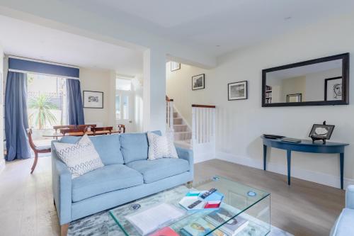 Refined 2BD Flat Between Westminster and Chelsea - image 6