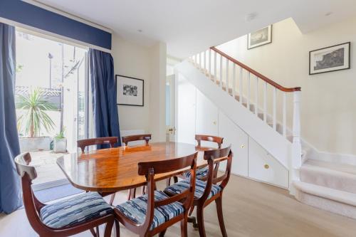 Refined 2BD Flat Between Westminster and Chelsea - image 10