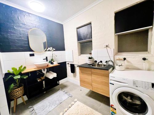 Stylish 3 Bedroom Apartment - South Hedland near Port Hedland nemzetközi repülőtér