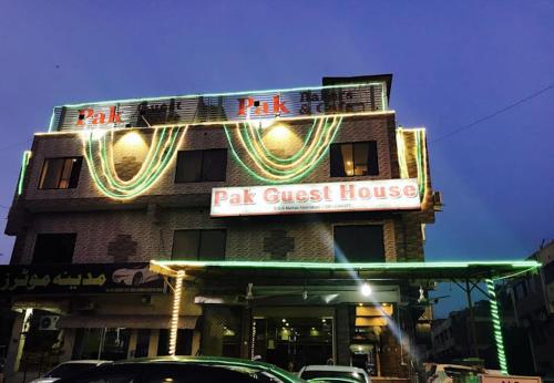 Pak Guest House