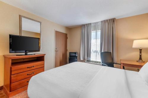 Quality Inn at Bangor Mall - image 20