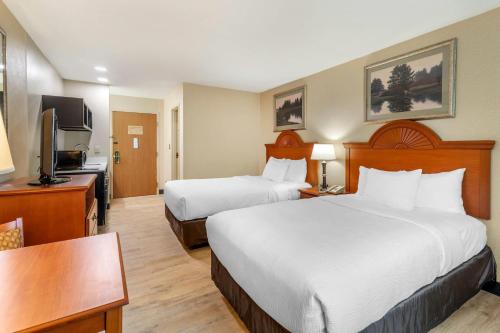 Quality Inn at Bangor Mall - image 30