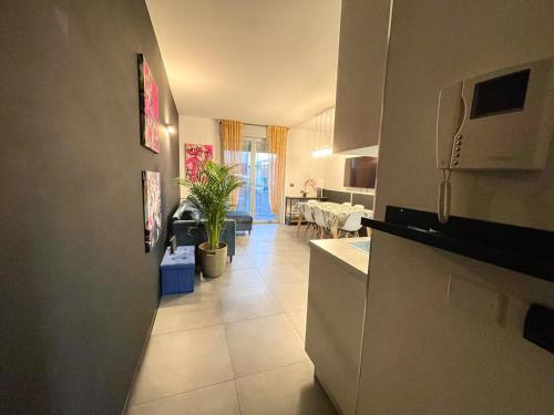 CITY CENTER - Modern flat with PARKING and WIFI - Apt B