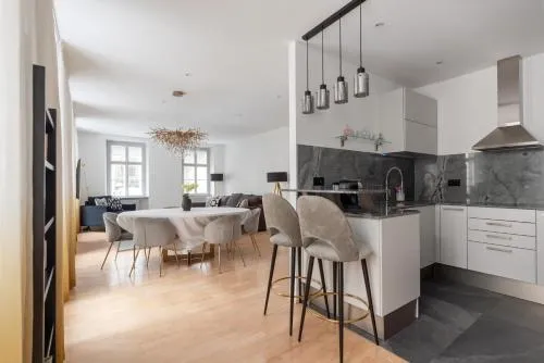 Luxuriöses Apartment mitten im Zentrum in Ruhelage mit AC in Wien, Österreich