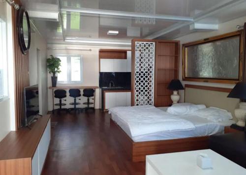 Facilities, D'Koes Dieng in Rejosari