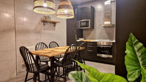 Unique location - 130m2 & Garden close to Museums, Bilbao (zdjęcie 6)