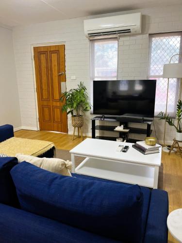 Stylish 3 Bed Apartment - Free Parking near Port Hedland nemzetközi repülőtér