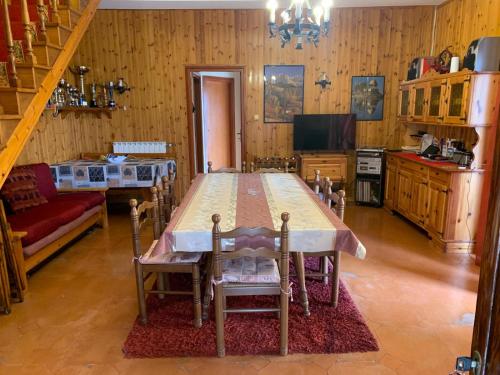 Villa panoramica Le Cerquiglie in Castel Di Tora