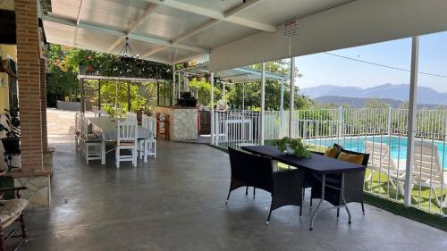 Cortijo rural con piscina y barbacoa Archidona in Archidona