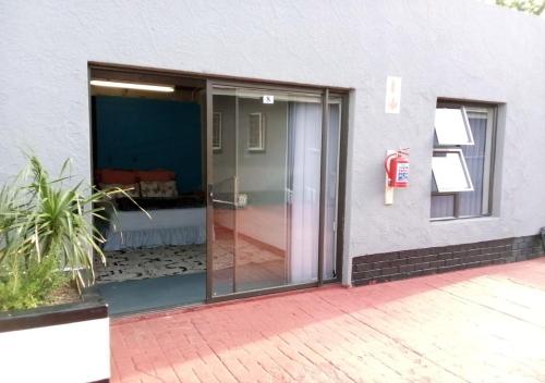 Nsk Guest House Alberton in Alberton