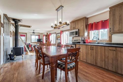 Lake Taureau Shore - Le Grand Manitou in 聖米歇爾德聖