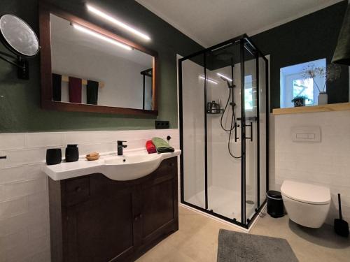Vannituba, Natur und Wellness ''auf der Hardt'' -Jacuzzi- Sauna- Kinderausstattung- Alleinlage im Wald in Murlenbach