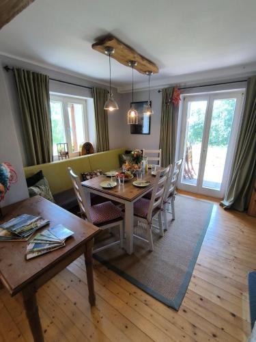 Seadmed, Natur und Wellness ''auf der Hardt'' -Jacuzzi- Sauna- Kinderausstattung- Alleinlage im Wald in Murlenbach