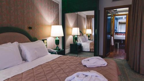 Grand Hotel Excelsior - image 2