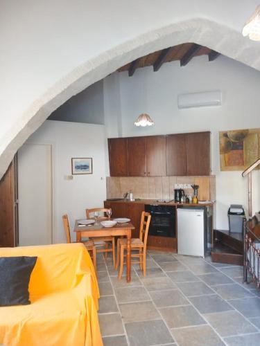 virtuve, Traditional Cozy Retreat in Skarinou