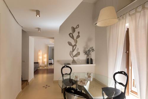 Etnart Gallery House