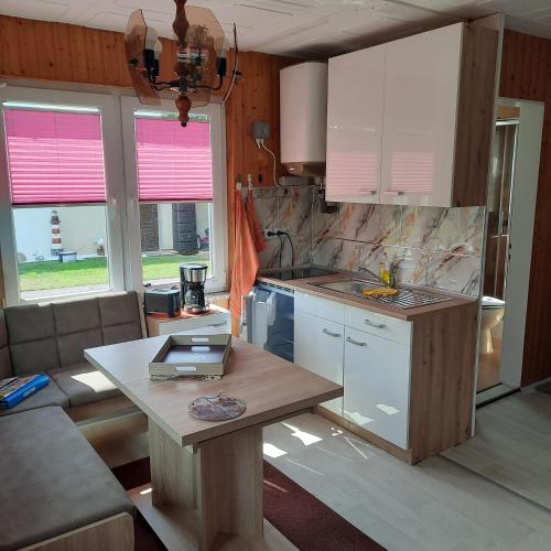Dotări, Bungalow Mika und Lizzy in Koserow