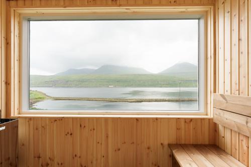 sauna, Hotel Vík - 3 BR Wellness Townhouses with Sauna, Jacuzzi & Panoramic Views (Hotel Vik - 3 BR Wellness Townhouses with Sauna, Jacuzzi & Panoramic Views) in Gjogv