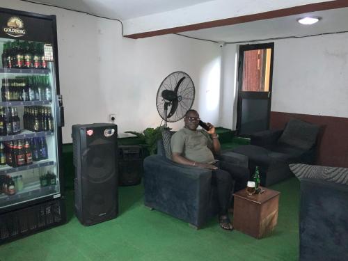 Optizee Hotel & Suites in Ojodu