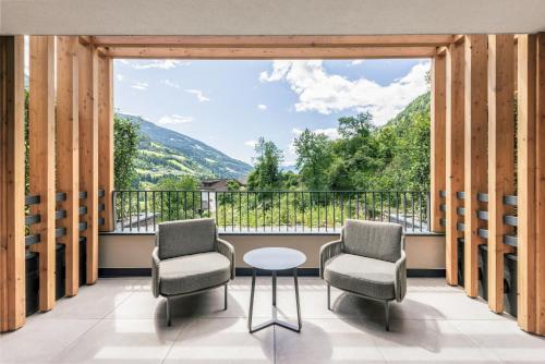 Hotel Chalet Das Alpenschlössel Room Type - Suite with Garden View Hotel Chalet Das Alpenschlössel Room Type - Suite with Garden View