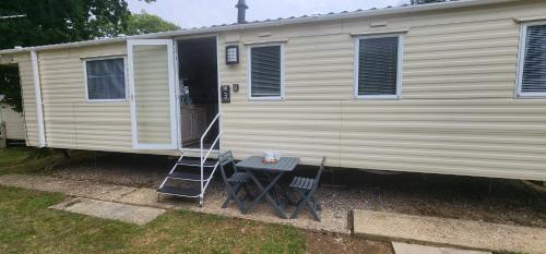 Exterior view, The island escape isle of wight in West Wight