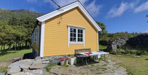Зовнішній вигляд готелю, Restored Farmhouse By The Sea In Kvalheim in Рудеберг
